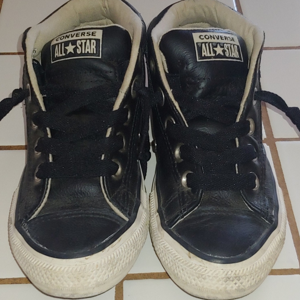 NWOT Leather Converse